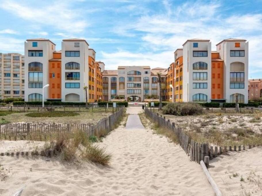 T2 Vue Mer Palm Beach Le Barcares Bagian luar foto